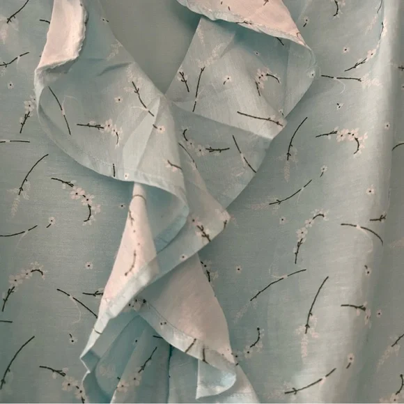 Vineyard Vines Ruffle-Neck Blouse Light Blue V neck - Picture 3 of 7